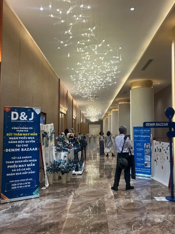 Hình ảnh hoạt động và đội ngũ - Phụ Liệu May Mặc Jang Trim  - Công ty TNHH Jang Trim